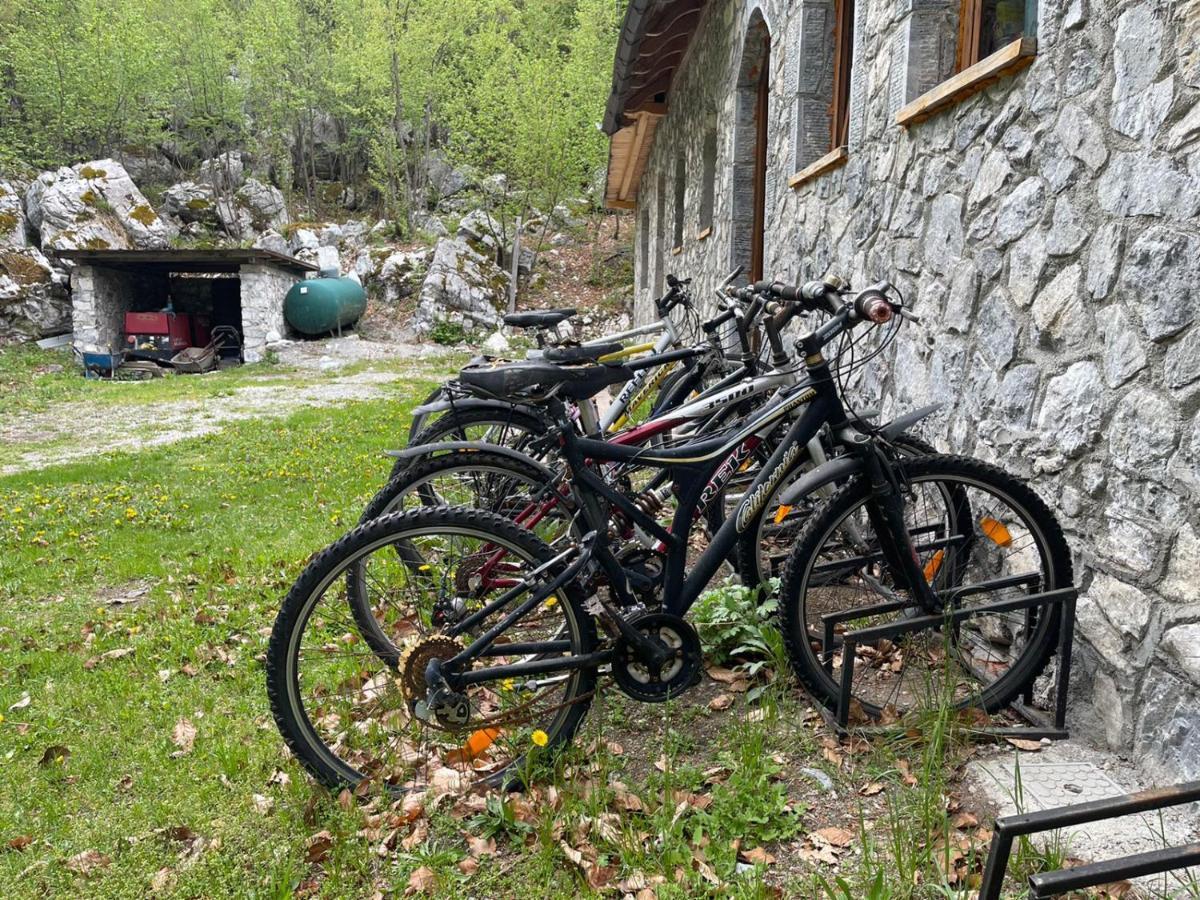 Bujtine-Restorant Rilindja Valbone Hotel Екстериор снимка